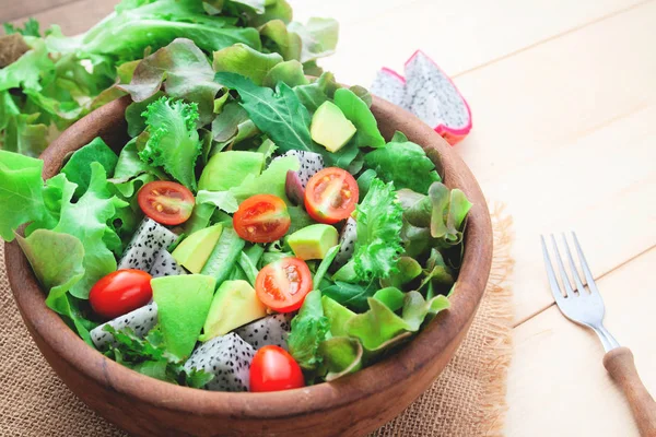 Čerstvý Zeleninový Salát Avokádem Zblízka Zdravý Koncepce — Stock fotografie