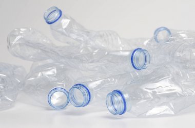 Plastik şişe geri dönüşüm 