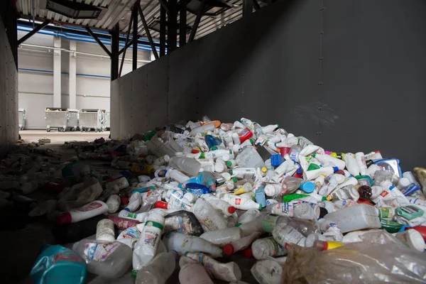 벨로루시 2016 폐기물 공장에서 플라스틱 가비지 합니다 재활용 처리를 폐기물의 — 스톡 사진