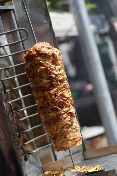 Shawarma 샌드위치를 — 스톡 사진