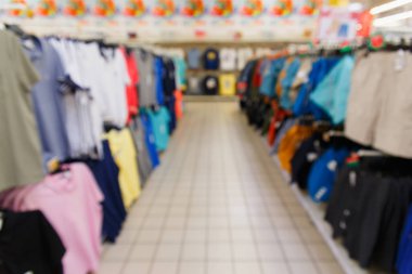 Giyim Mağazası ile bulanık görüntü. Ufuk fotoğraf arka plan kullanım için.