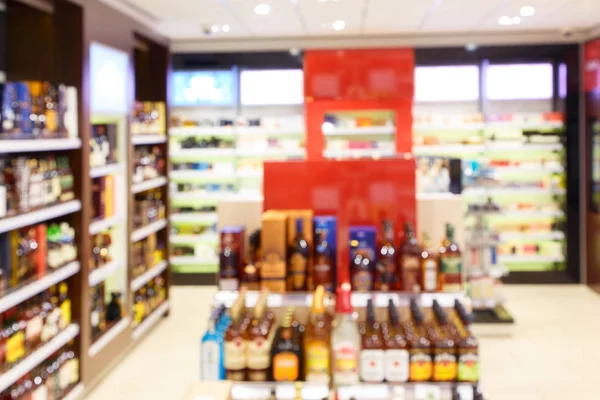 Imagem turva da vitrine de bebidas alcoólicas — Fotografia de Stock