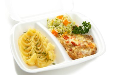 Patates püresi ve sığır pirzolası.