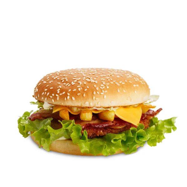 Класичний Гамбургер Дрібкою Беконом Картоплею Сиром Салатом Ізольовані Білому Тлі — стокове фото