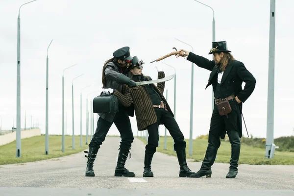 Three Mans Steampunk Style Stage Robbery Road — Stock Photo, Image