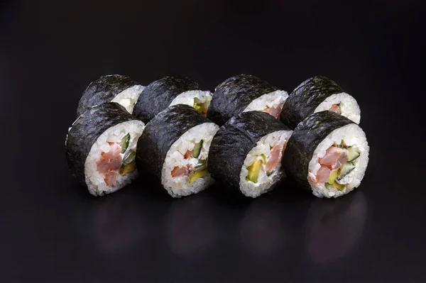 Tradicional Delicioso Fresco Camarón Maki Rollo Sushi Conjunto Sobre Fondo — Foto de Stock