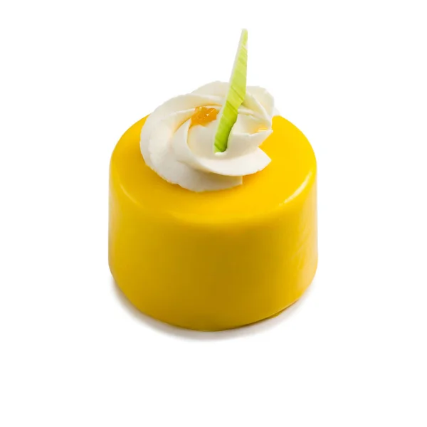 Mini Tarte Citron Glacé Avec Crème Isolée Sur Fond Blanc — Photo