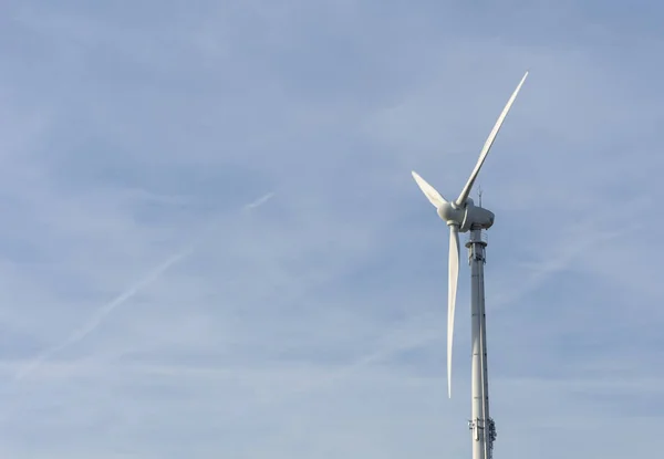 Windturbine Blauwe Hemel Met Kopie Ruimte Locatie Duitsland Noordrijn Westfalen — Stockfoto