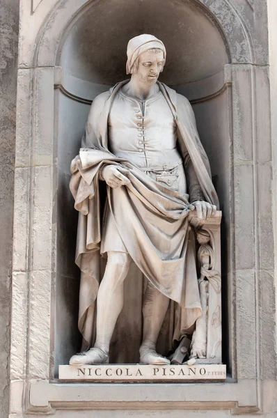 Estátua Nicola Pisano Galeria Uffizi Florença Itália — Fotografia de Stock