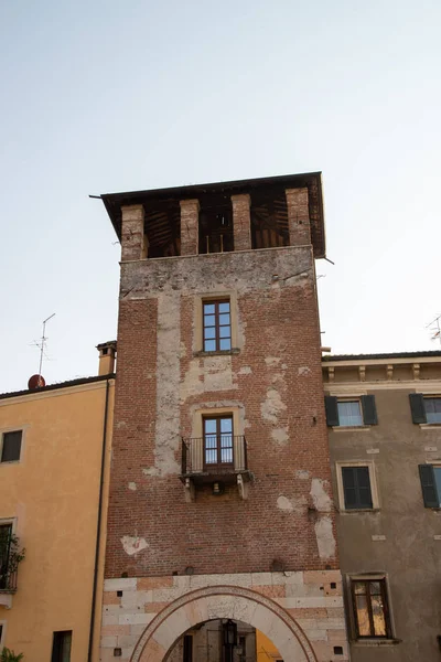 Vista Antiga Torre Ponte Pietra Verona Itália — Fotografia de Stock