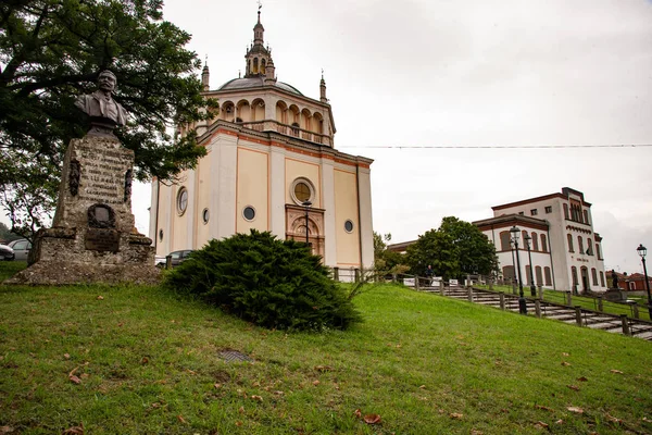 The church of Crespi d\'Adda, in Italy, is a copy of the Renaissance church (Bramante school) in Busto Arsizio. In this perfect little world, the owner Crespi \