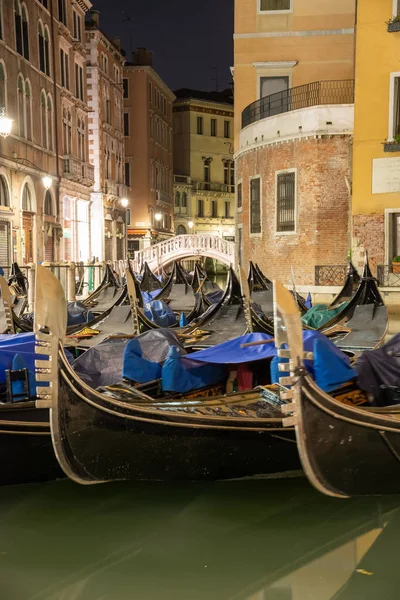 Vue Nuit Élargissement Eau Bassin Orseolo Situé Venise Dans Quartier — Photo