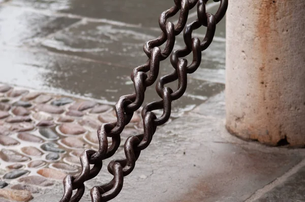 Two Large Chains Braided Iron Urban Bollards Road Device Used — Stock Photo, Image