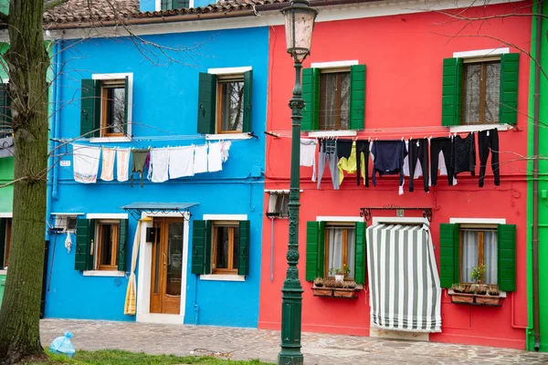 Maisons Colorées Île Burano Près Venise Italie Blanchisserie Sur Ligne — Photo