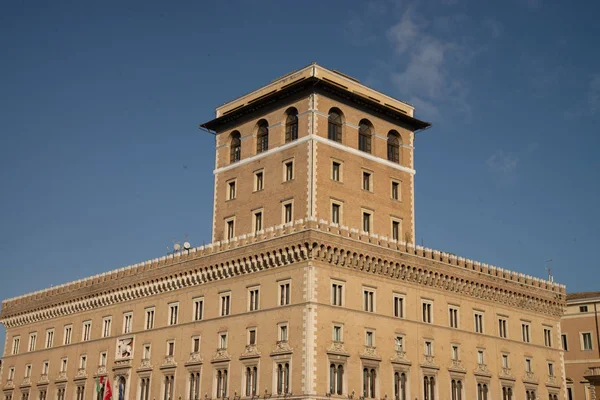 Palazzo Delle Assicurazioni Generali Roma Itália Lado Oriental Piazza Venezia — Fotografia de Stock