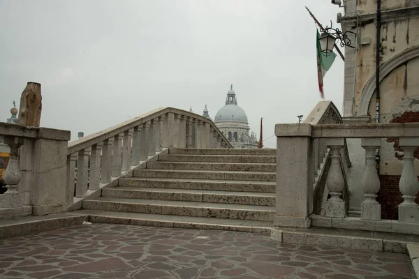 Kilátás Sziget Santa Maria Della Salute Parttól Schiavoni Velencében Olaszországban — Stock Fotó