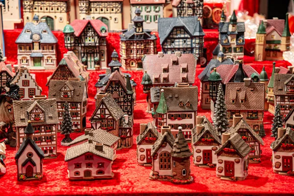 Objecten Met Een Kerst Thema Kleurrijke Huizen Vakantie Decoraties — Stockfoto