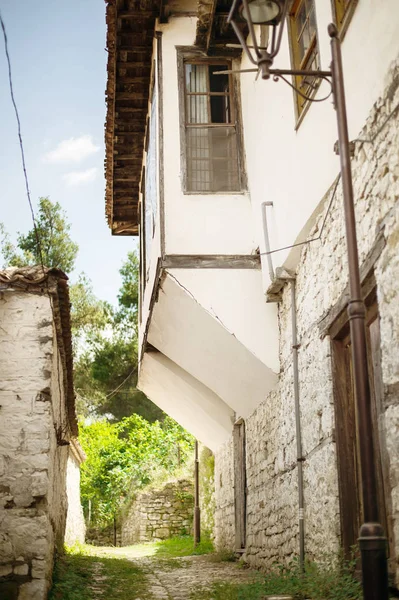 アルバニア、ユネスコの世界遺産にベラトの歴史的な都市 — ストック写真
