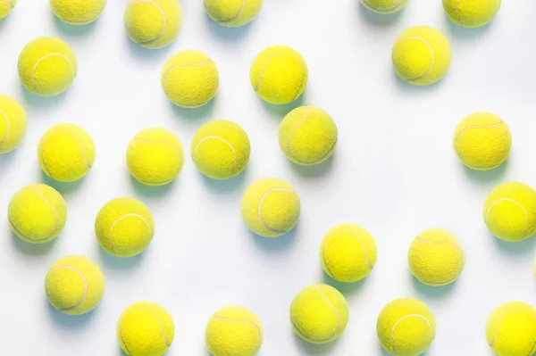 Fotografia de inúmeras bolas de tênis de cima . — Fotografia de Stock