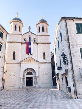 Aziz Nikolaos Kilisesi St luke Meydanı eski kotor şehir içinde. Karadağ