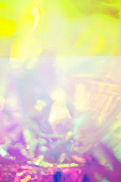 Verschwommene abstrakte irisierende holographische Folie Hintergrund — Stockfoto