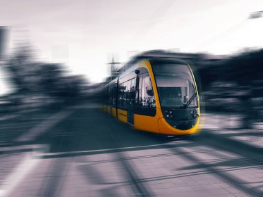 Budapeşte, Macaristan için sarı modern tramvay