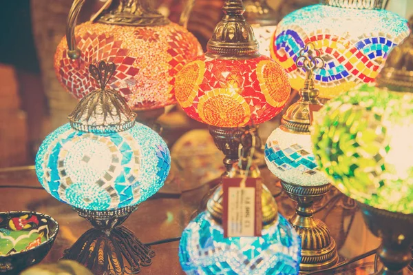 Faroles árabes tradicionales en el mercado —  Fotos de Stock