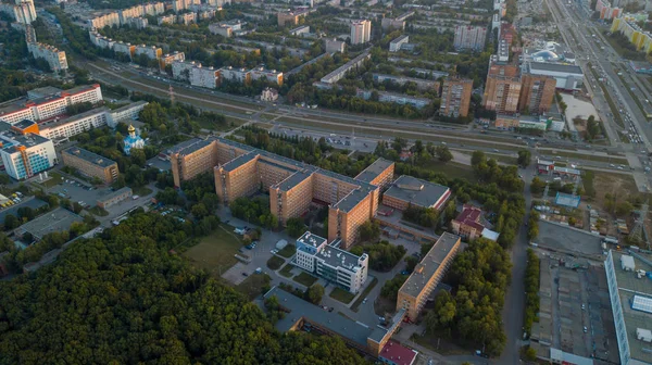 Sjukhusbyggnaden antenn — Stockfoto