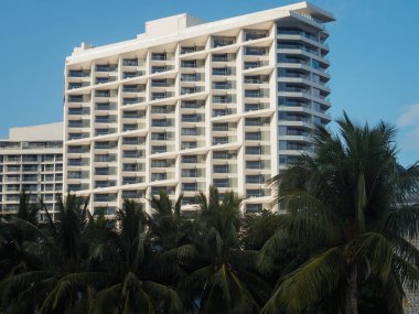 Deniz kıyısında hava