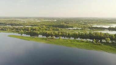 Riverland Göl Nehir