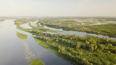 Riverland Göl Nehir