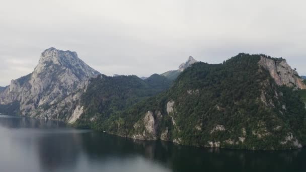 Траунзее-озеро Гмундена — стоковое видео