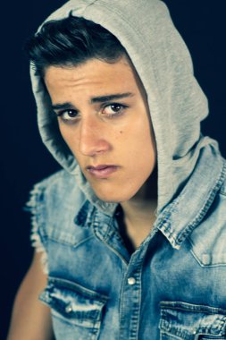 Bir 16 Y çocuk, yakın çekim