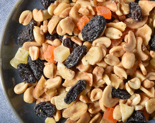 Close Van Bovenaanzicht Van Een Schotel Voor Trail Mix — Stockfoto