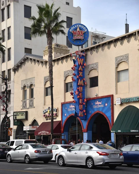 ハリウッド蝋人形館 人気の観光スポットの前にロサンゼルス カリフォルニア州 2018 — ストック写真