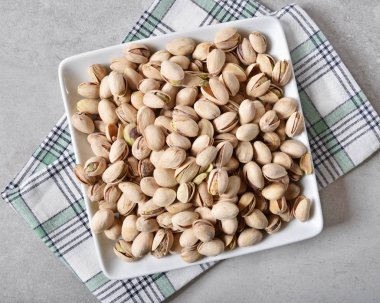 Bir kase fıstık fıstık havai görünümü