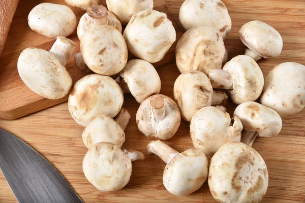 Overhead View Fresh Button Mushrooms Cutting Board Knife — Stock Photo, Image