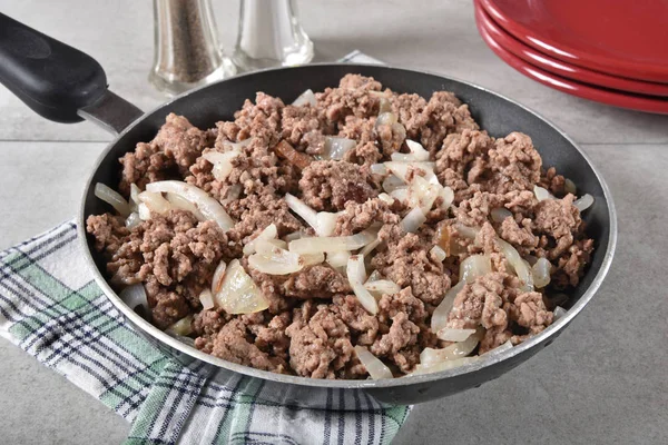 Gekochtes Hackfleisch Und Zwiebeln Einer Pfanne — Stockfoto