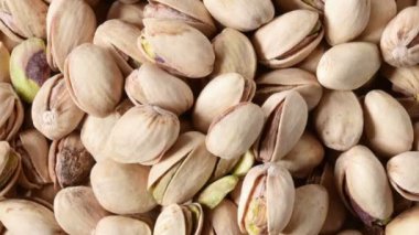 Antep fıstığı bir tabak havai görünümü