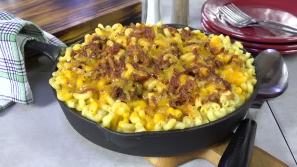 Barbacoa Macarrones Carne Cazuela Queso — Vídeo de stock