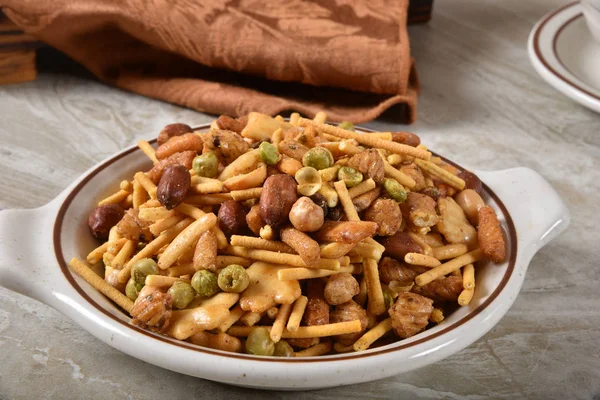 Lanche Saudável Mistura Com Biscoitos Trigo Arroz Grão Bico Seco — Fotografia de Stock