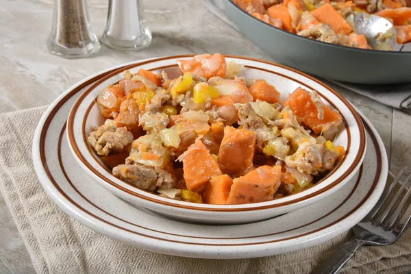 Uma Tigela Peru Batata Doce Hash — Fotografia de Stock