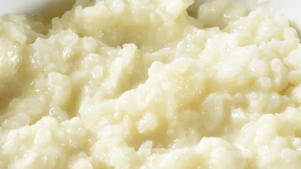 Closeup Zoom Out Bowl Hot Mashed Cauliflower — Stock Video