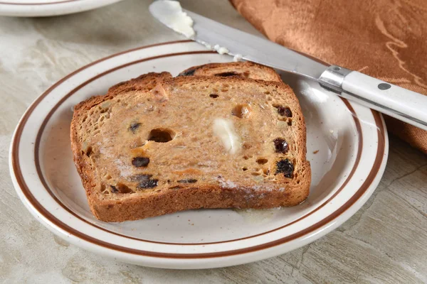 Pan Tostado Con Mantequilla Canela Pasas Con Mantequilla Elaborado Con — Foto de Stock