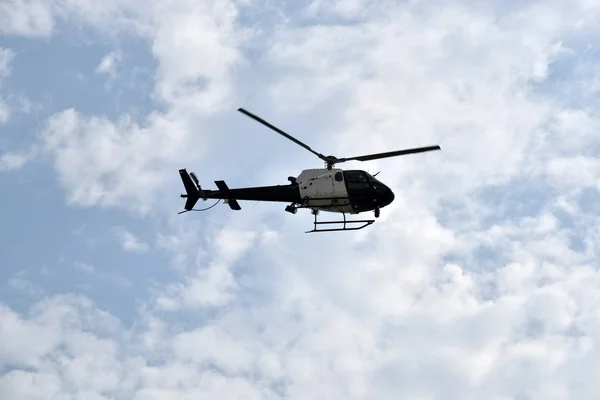Czarne Helikoptery Latające Chmury — Zdjęcie stockowe