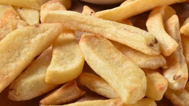 Dick Geschnittene Französische Bratkartoffeln Mit Ketchup — Stockvideo