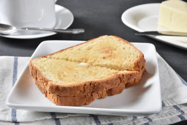 Tranches Pain Grillé Frais Beurré Chaud Avec Une Tasse Café — Photo