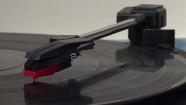 Vinyl Record Playing Stereo Turntable — Stock Video