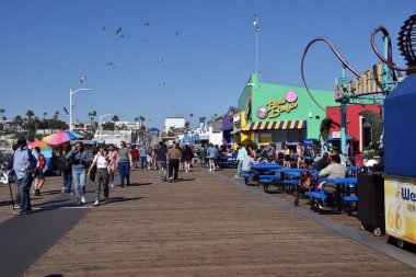 Santa Monica İskelesi'ndeki turlar