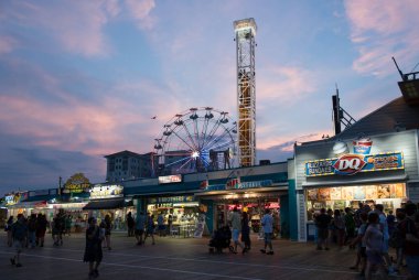 Gün Batımında Ocean City Boardwalk